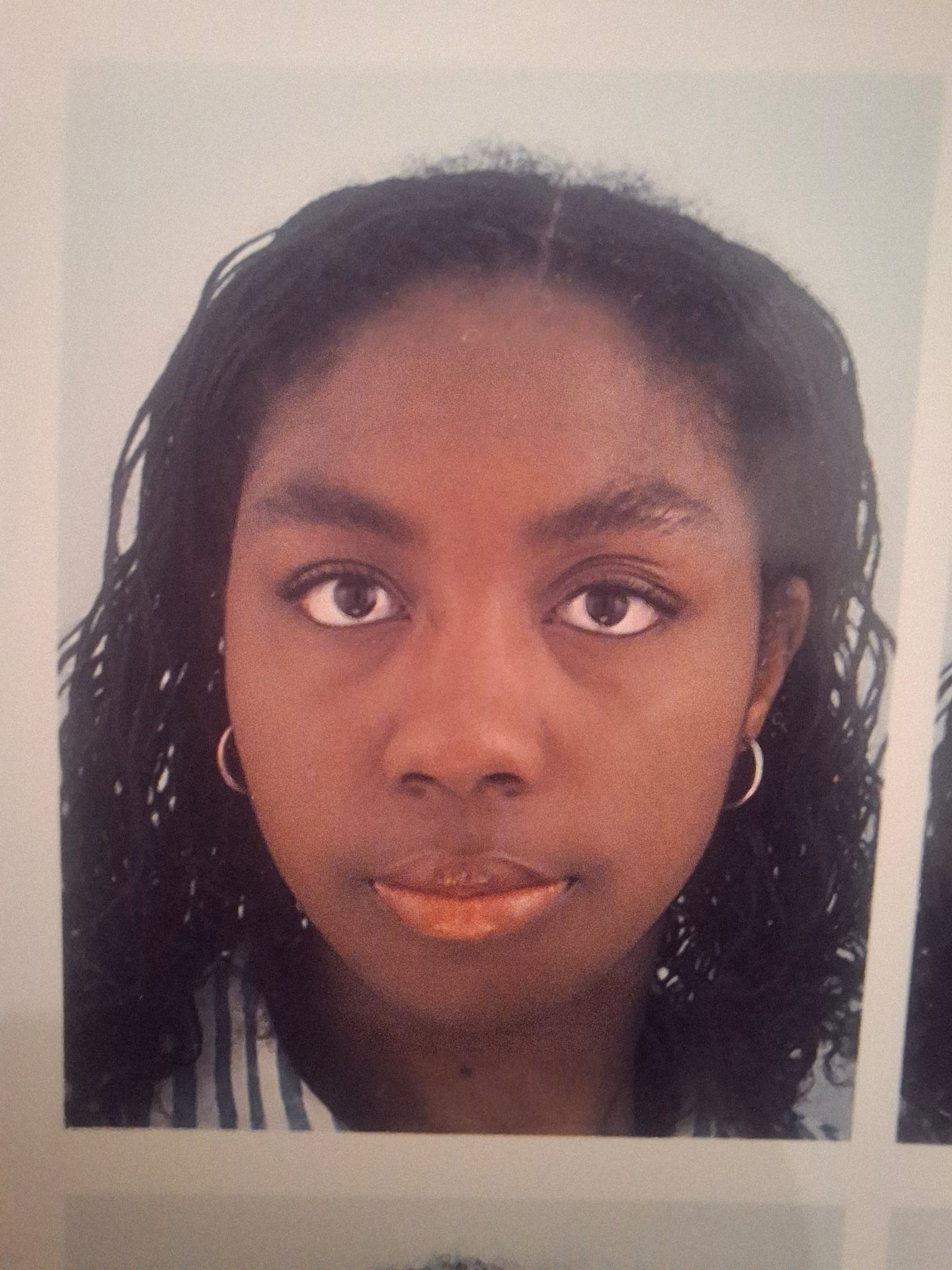 Photo de profil de Grace KOFFI en attente de remplacement